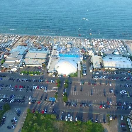 Aqua Vista Fratelli - Vedere Top La Mare Si Lac - Summerland Apartment Mamaia Luaran gambar